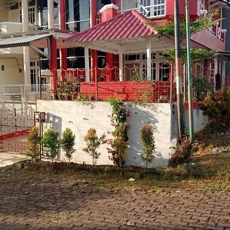 Villa Musti Green Apple CipanasSindanglaya エクステリア 写真