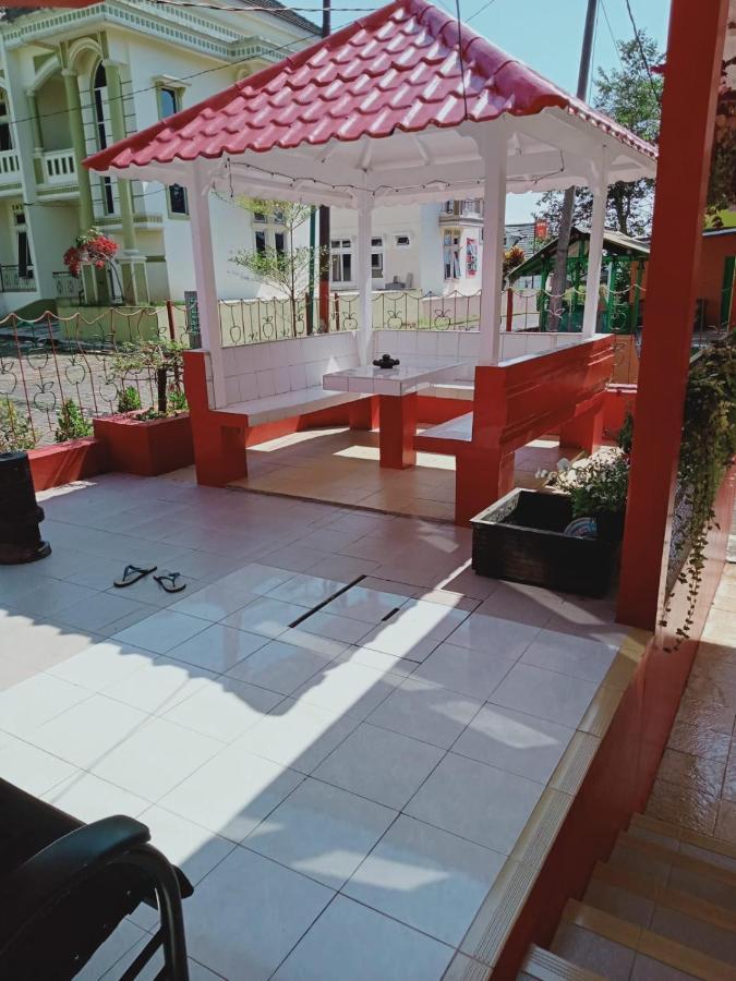 Villa Musti Green Apple CipanasSindanglaya エクステリア 写真